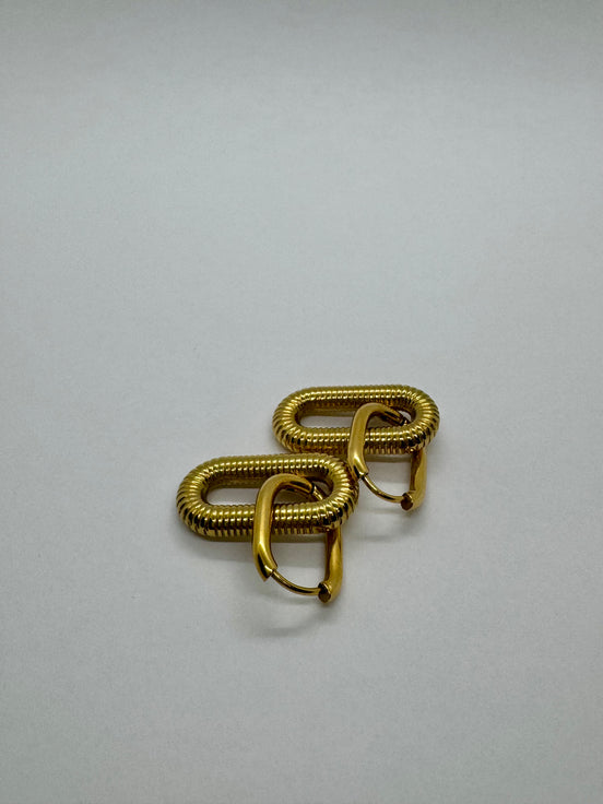 Daniella | Textured Drop Earrings