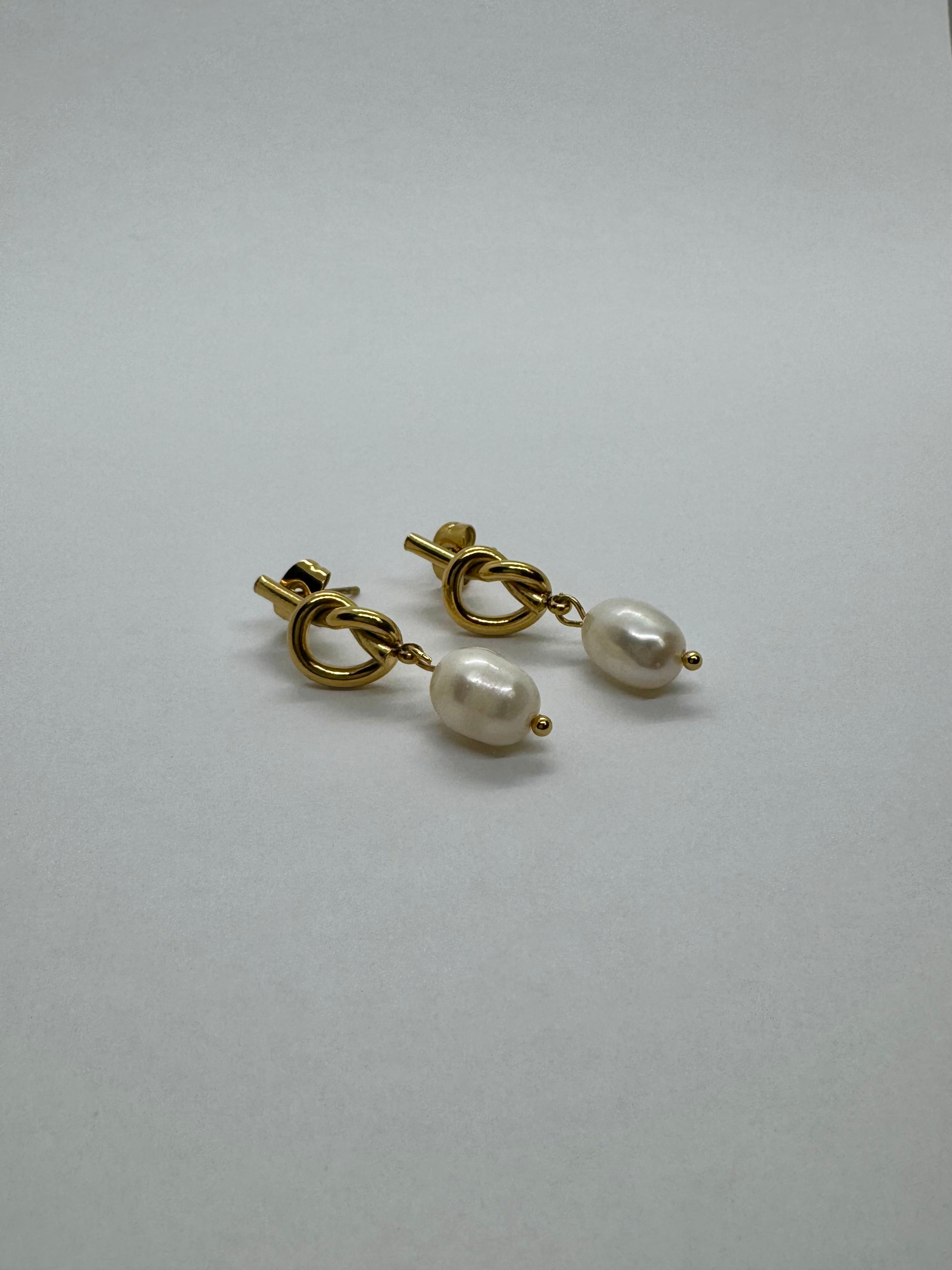 Lily | Knotted Pearl Drop Earrings