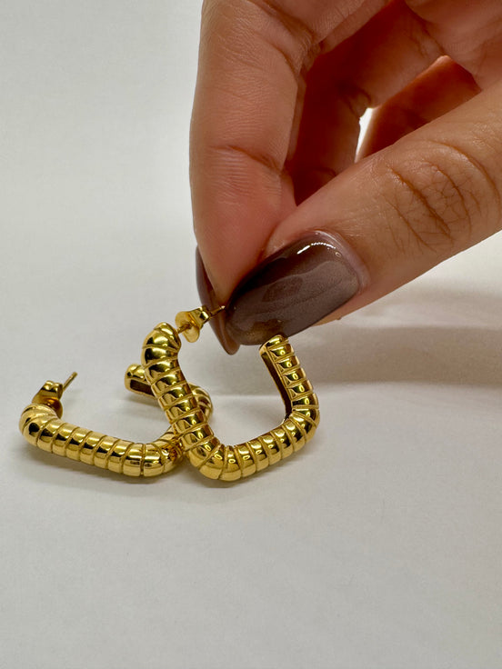 Paula | Textured Square Hoop Earrings