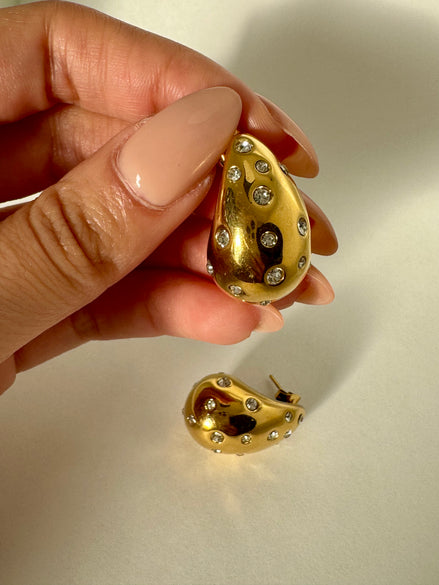 Dainty | Diamond Drop Earrings