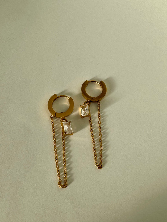 Amira Huggies | Diamond Chain Earrings