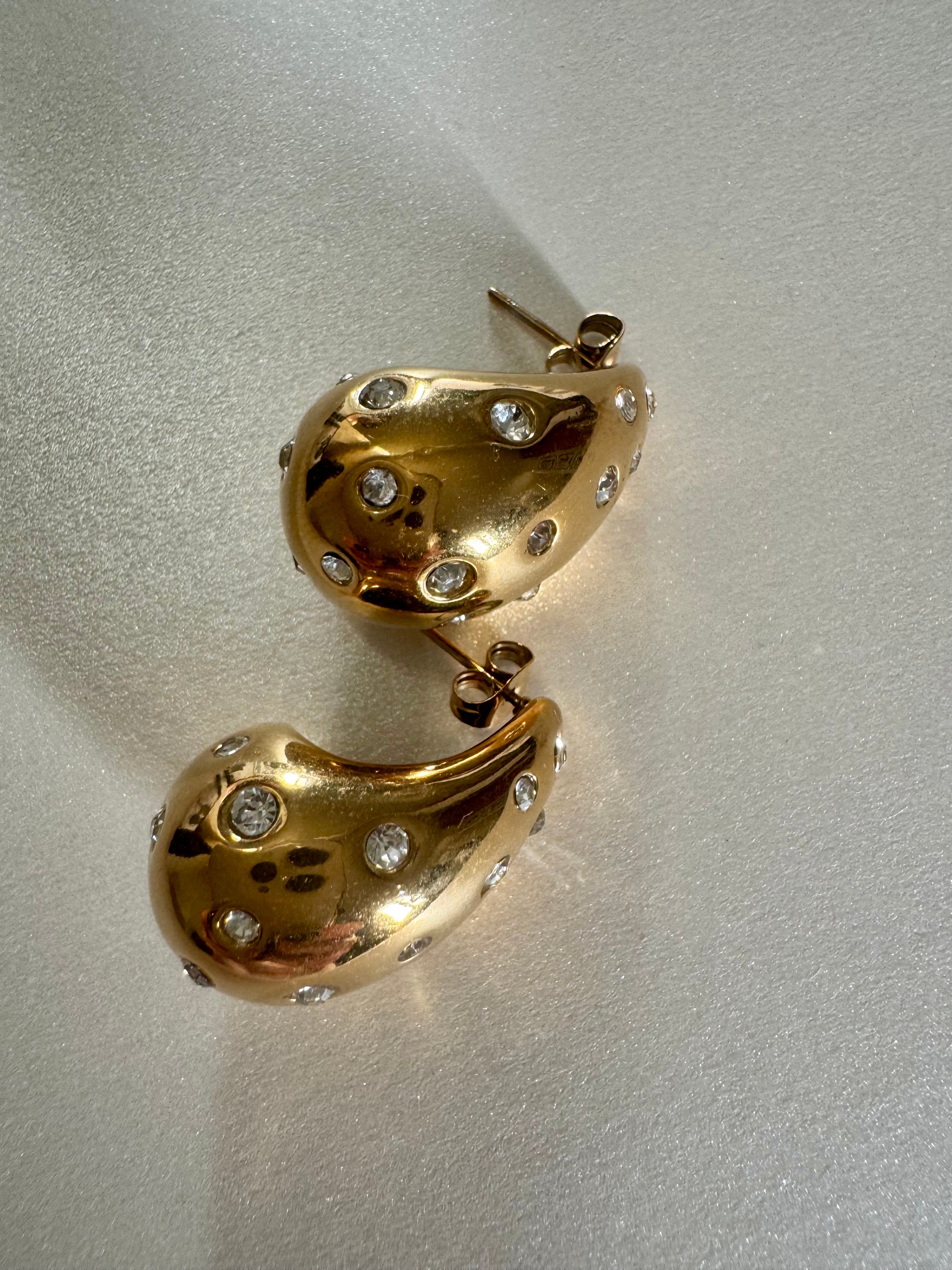 Dainty | Diamond Drop Earrings