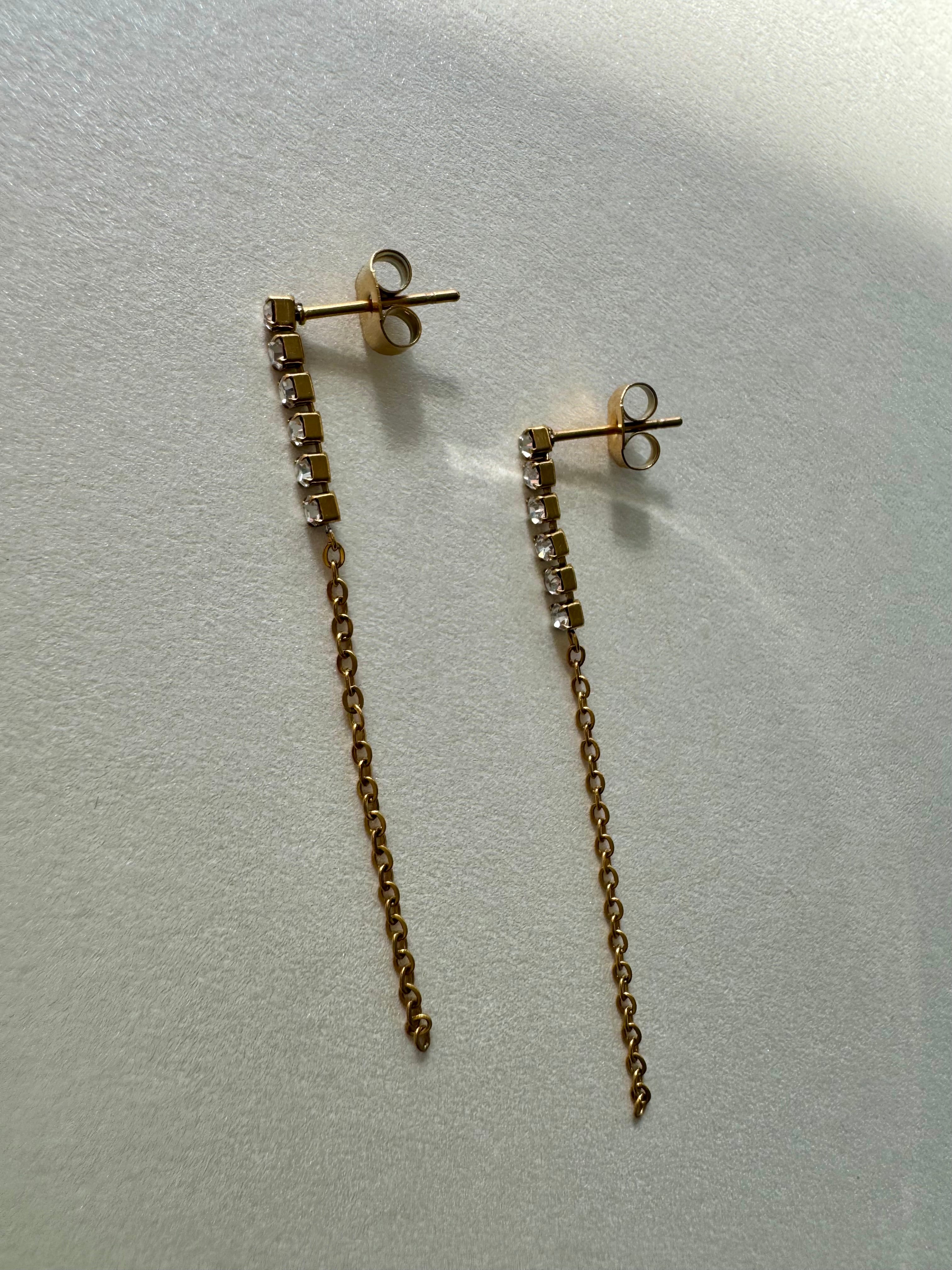 Leia | Diamond Chain Long Earring